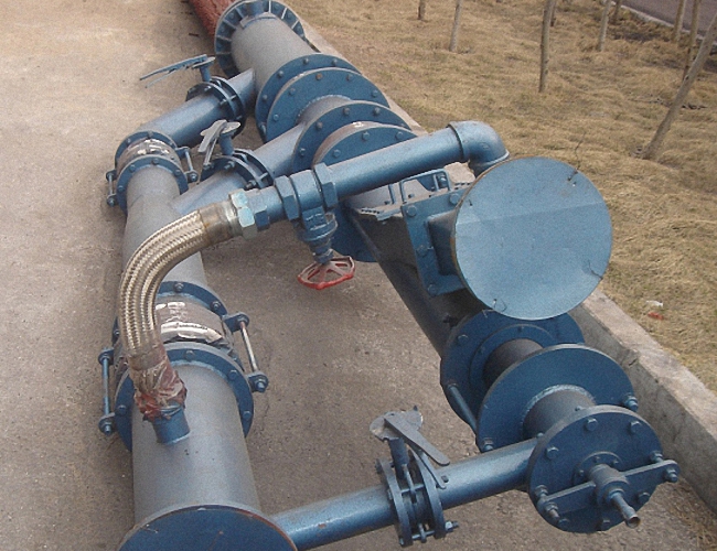 Rotary kiln pulverized coal burner