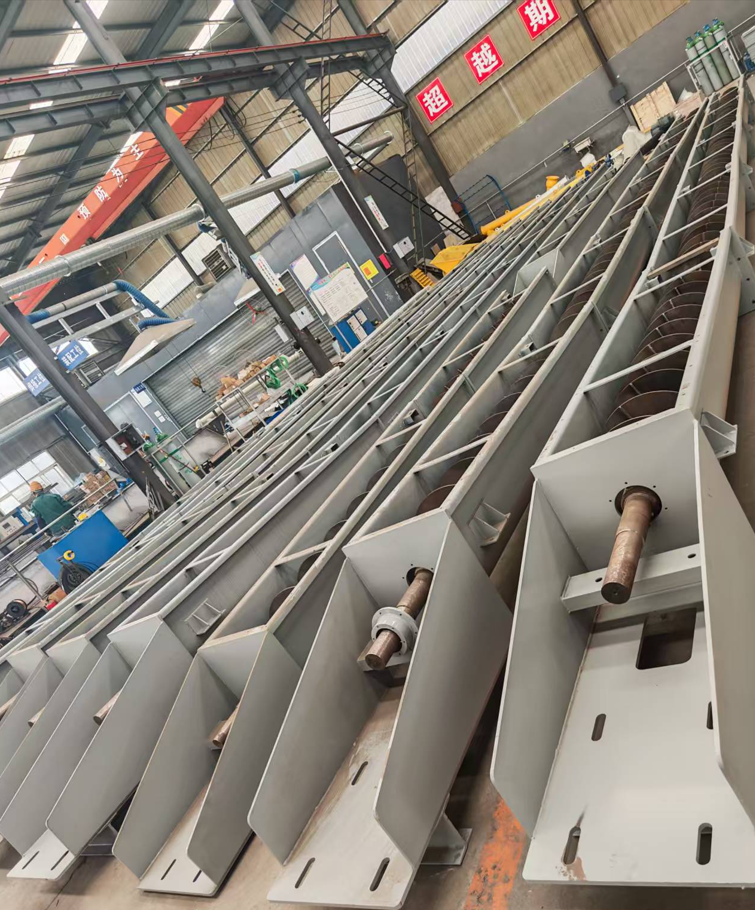 Middle East Ultra-long Shaftless Screw Conveyor